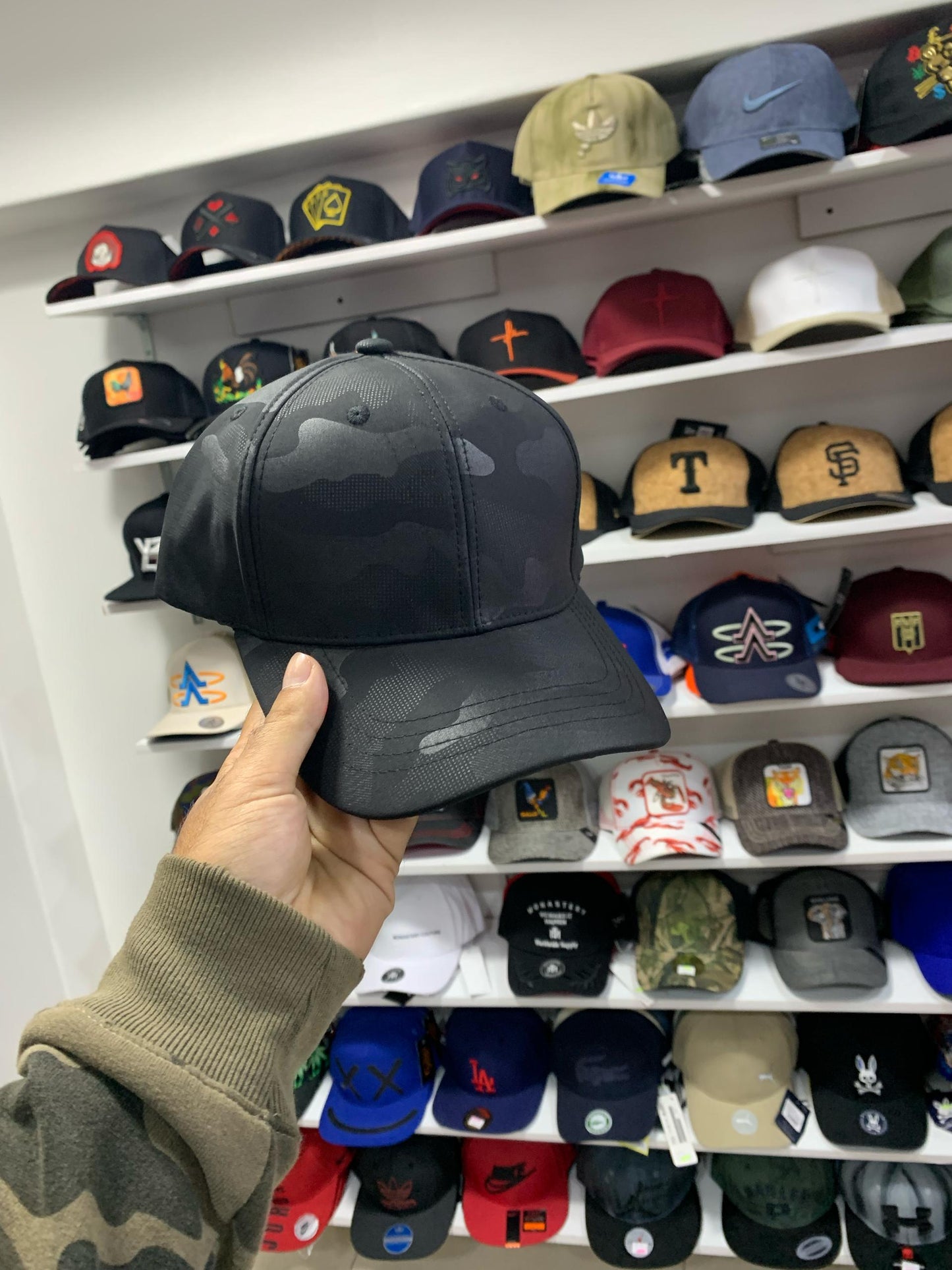 Gorras Unicolor Premium