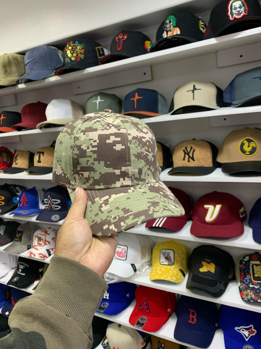 Gorras Unicolor AAA